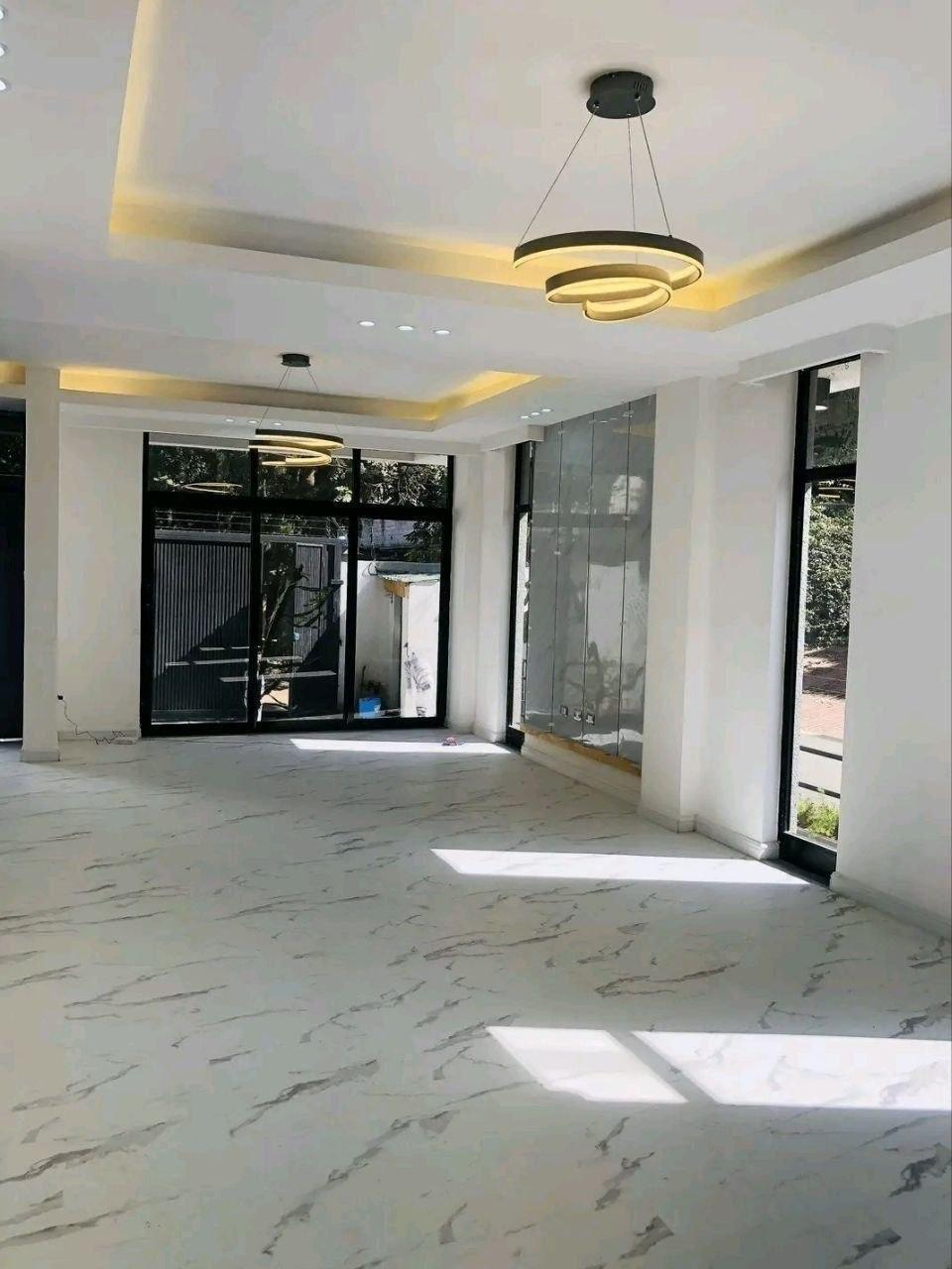Exquisite Modern G+2 Villa in Summit