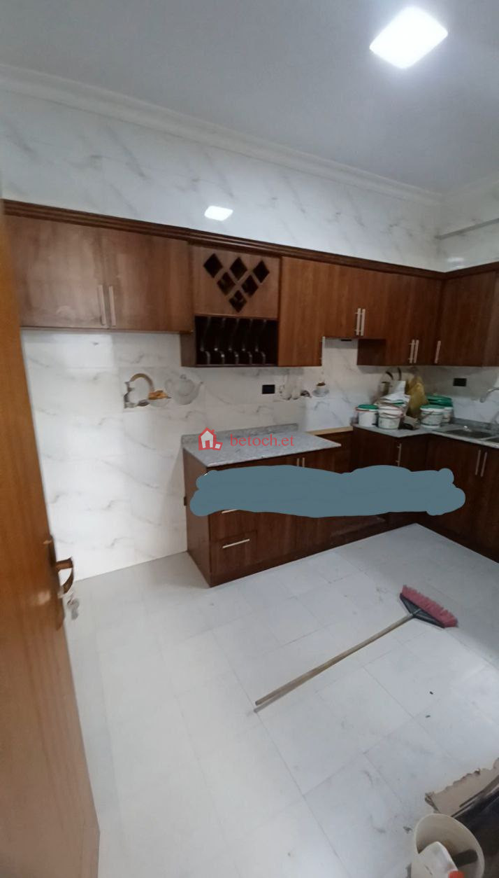 Summit (72) 115 m2 Apartment 3 bed rooms 4th floor