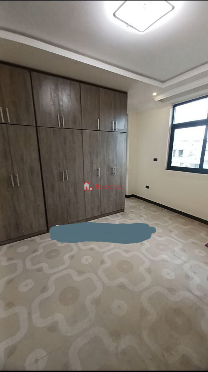 Summit (72) 115 m2 Apartment 3 bed rooms 4th floor