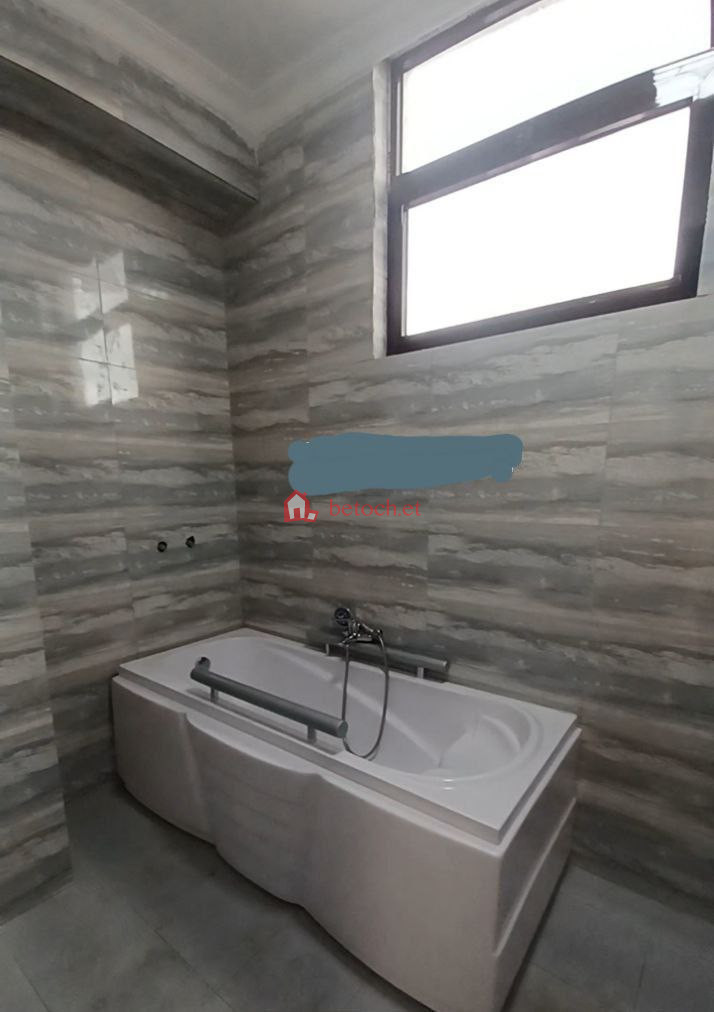Summit (72) 115 m2 Apartment 3 bed rooms 4th floor