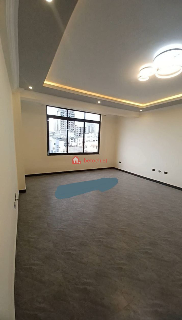 Summit (72) 115 m2 Apartment 3 bed rooms 4th floor