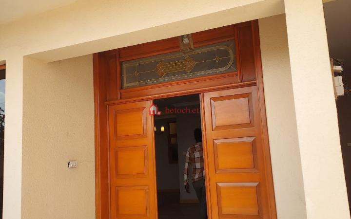 243.Taffo Aba-kiros 140 m² Residence House