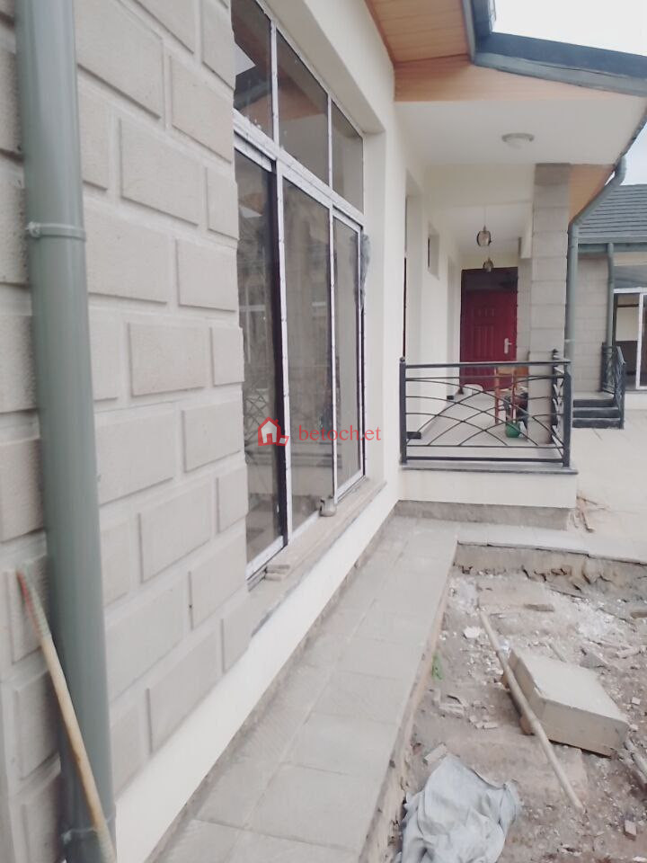 Torhailoch 471 m2 Villa House