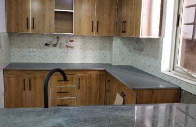 Spacious 2-Bedroom Condominium in Meri