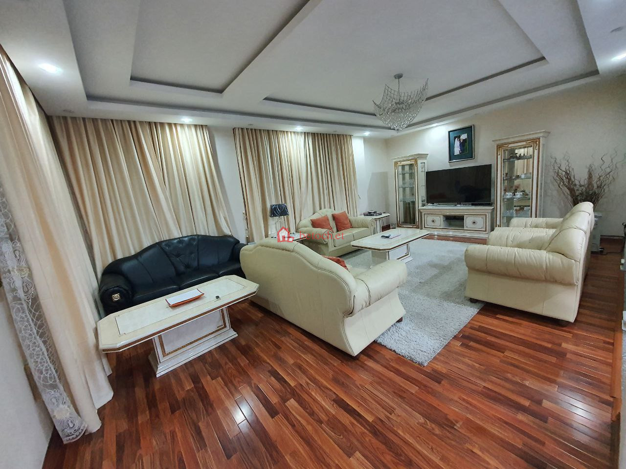 Bisirate Gabriel 2065 m² G+1 Luxury Villa House Building