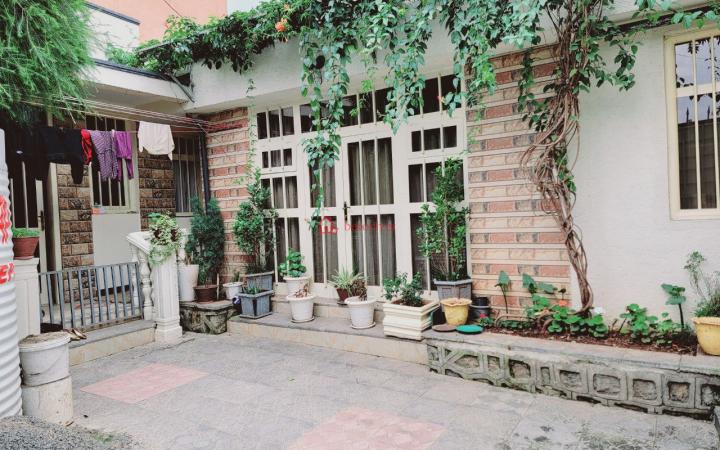 22 Mazoria 211 m2 Residential House