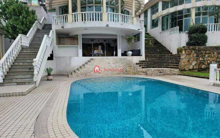 Megenagna 2200 m2 G+1 Luxury Palace House