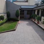 Sar bet 250 m² L– shape Service Quarter House