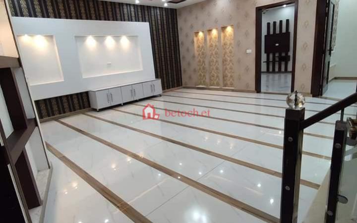 Lebu 250 m² G+2+T Villa House Building