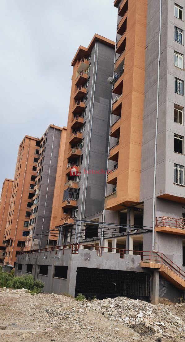 Ayat Square (49) 40/60 Condominium 101 m2 Shop 2nd Floor