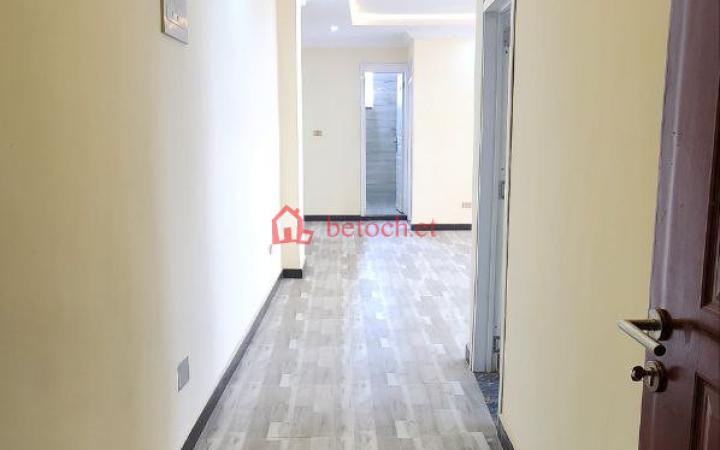 Ayat 1 (49-2) 40/60 Condominium 103 m2 3Bed rooms 6th F