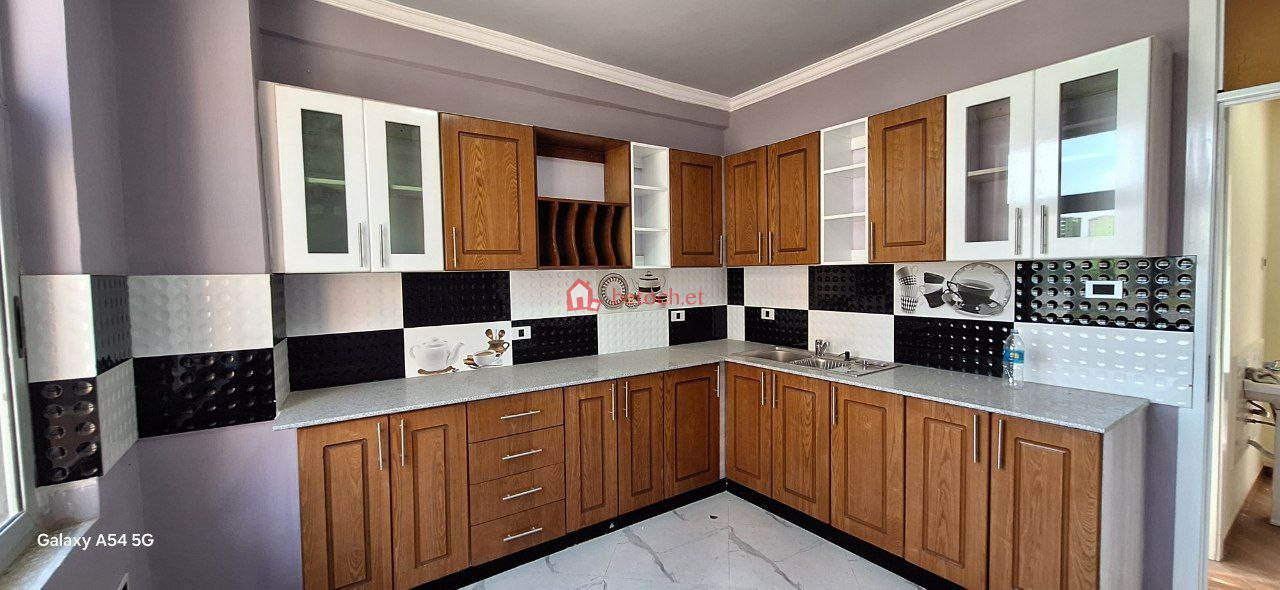 Ayat (49) 40/60 Condominium 103 m2 3Bed rooms 6th F