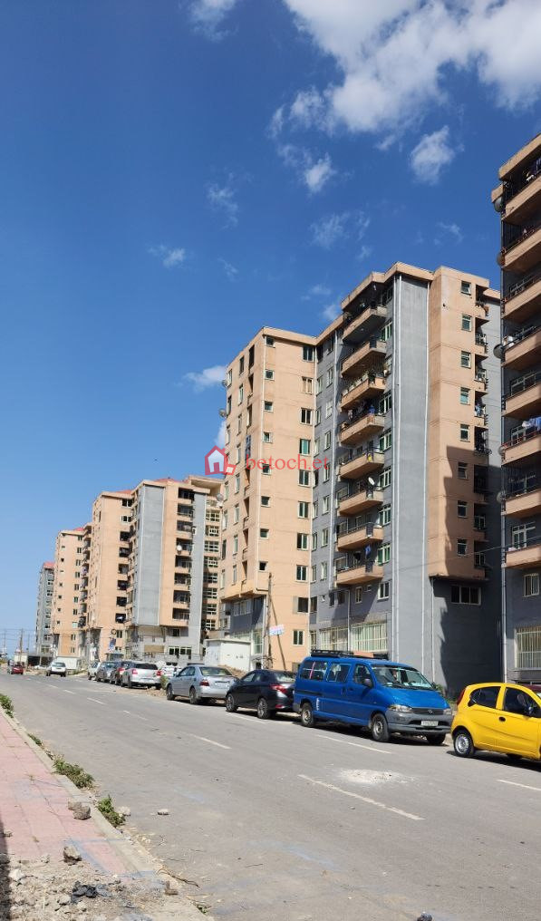 Ayat Square 40/60 Condominium 105 m2 8th Floor