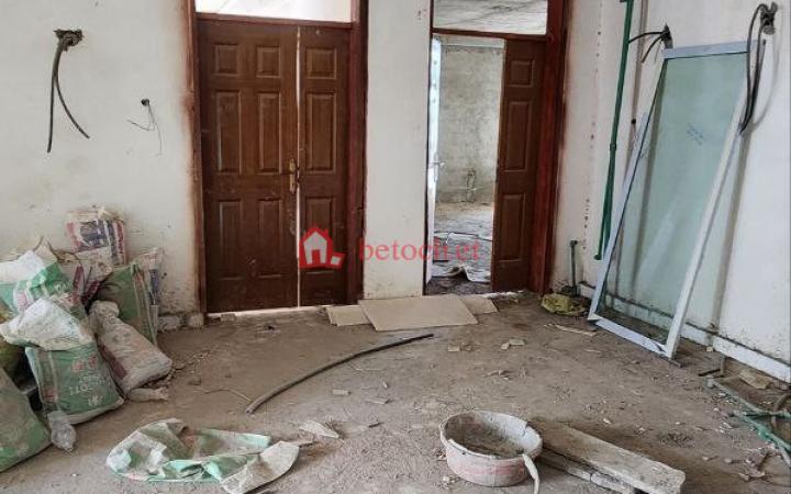 Ayat 49 (2-2) 40/60 Condominium 112 m² Floor 8th