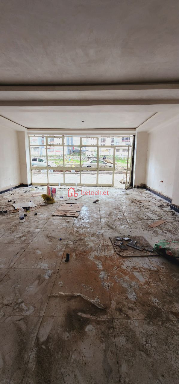 Ayat (49) 40/60 Condominium 116 m2 Shop Ground Floor