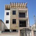 54.Ayat 90 m2 G+3 House Building Court Yard