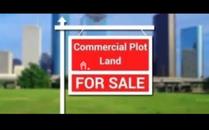 229.Piazza 1224 m2 Investment Detached house