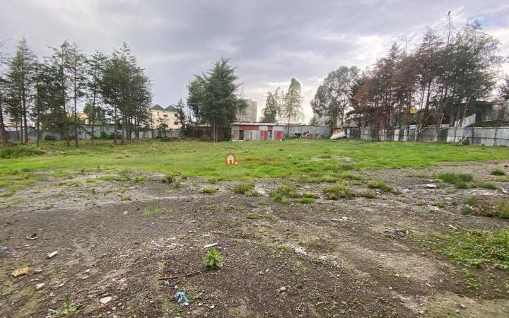 Ayat 75000 m2 A vacant plot