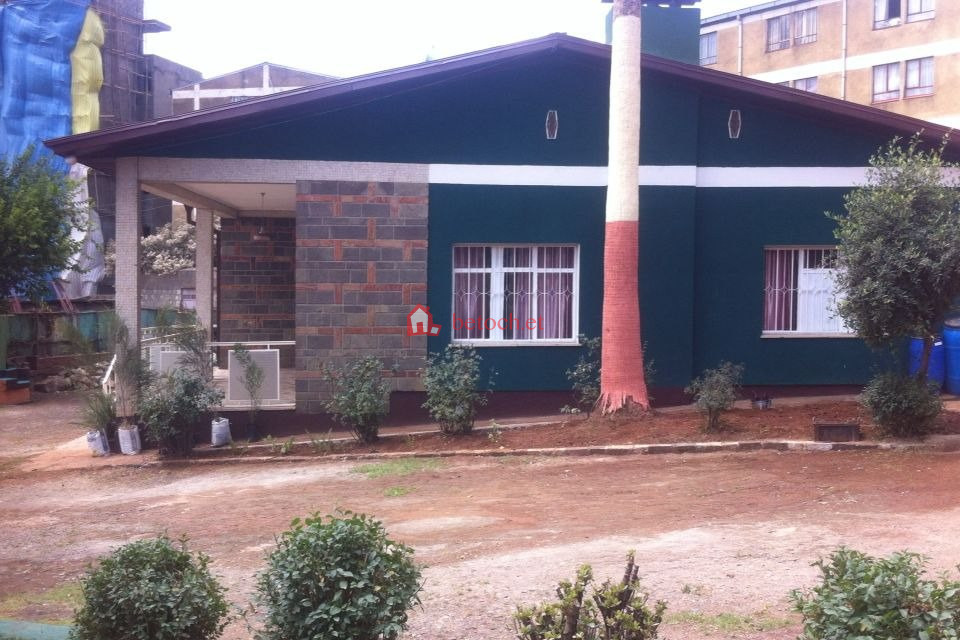 Adisu Gebeya 1200 m² Residential Villa House