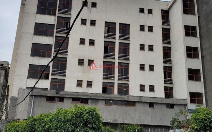 45.Ayat 580 m² B⁺G⁺7 Res. Apartment Building