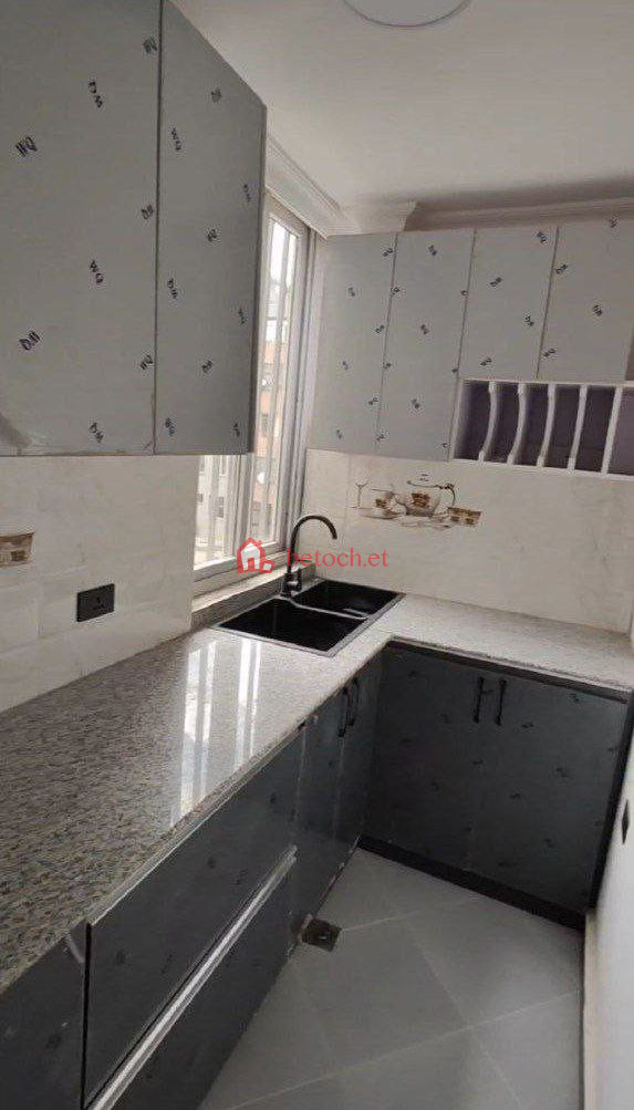 Ayat (Kibir demena) 20*80 Condominium 81 m²