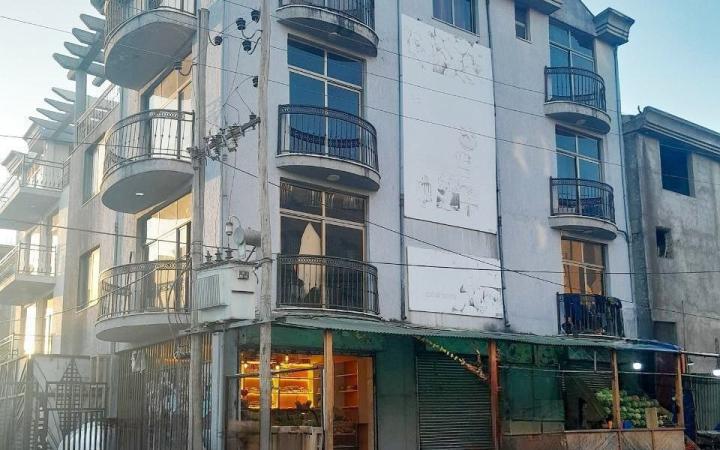 Multi-Purpose Commercial Building in Ayat