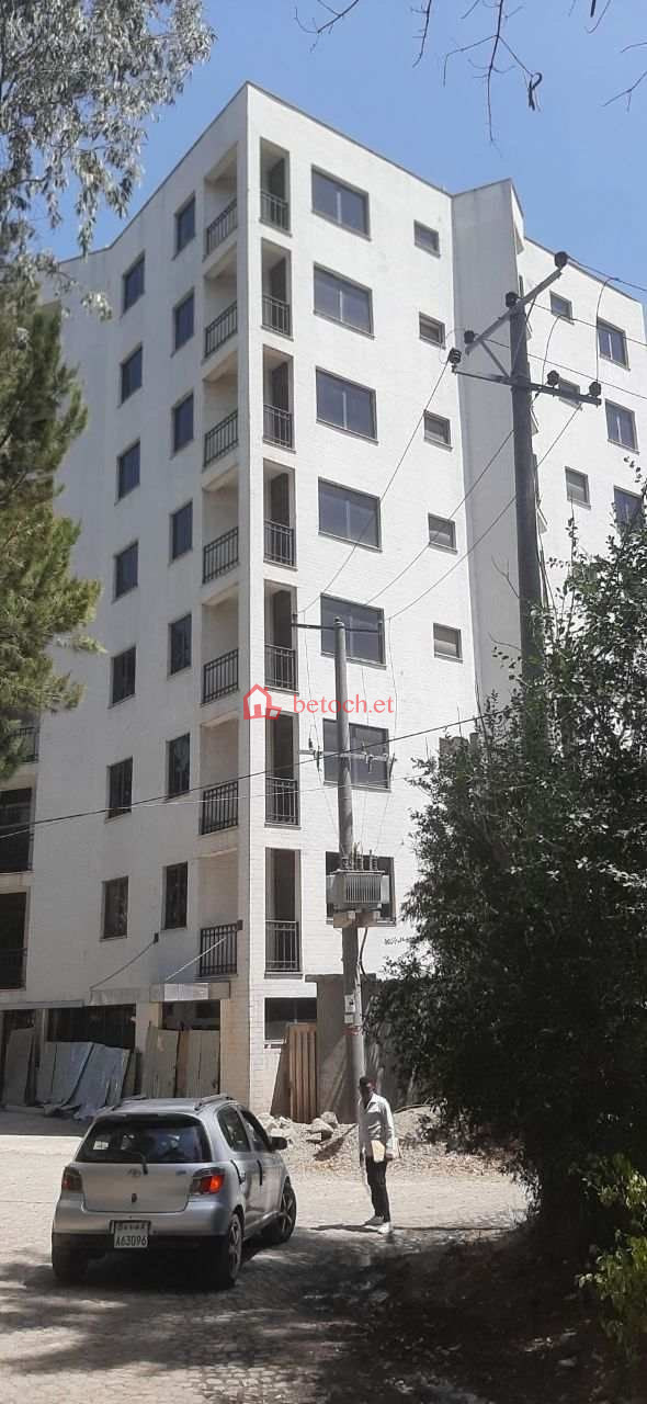 48.Bole 770 M² B⁺G⁺⁷ Apartment Building