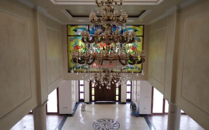 Bole Homes 1200 m2 B+G2 Luxury Residence House