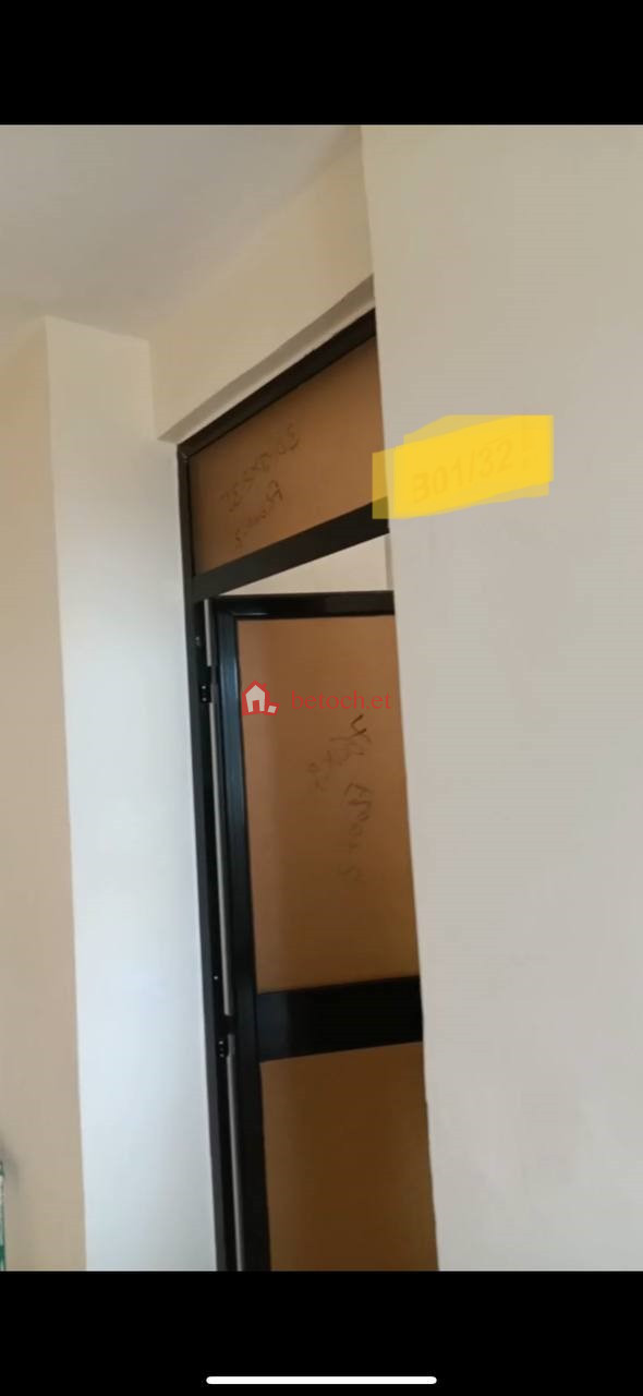 Studio 42 m2 BID (የጨረታ) Condominium in Kara Girare