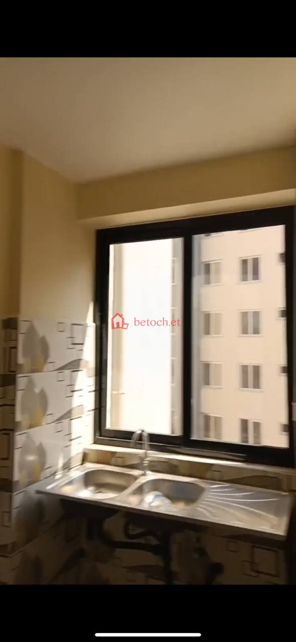 Studio 42 m2 BID (የጨረታ) Condominium in Kara Girare