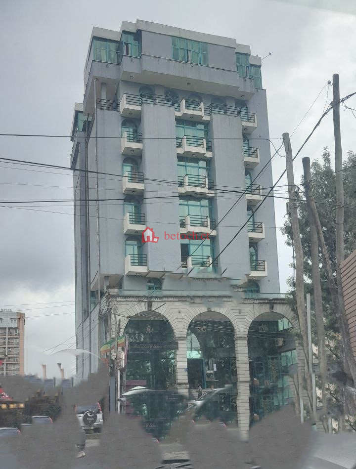 15.Bole 450 m2 m+7 HOTEL