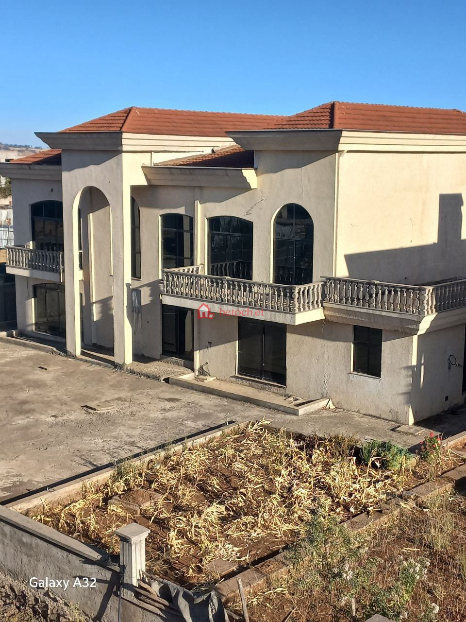 3. Tafo CCD 1000 m² Luxury Resident Villa House Building
