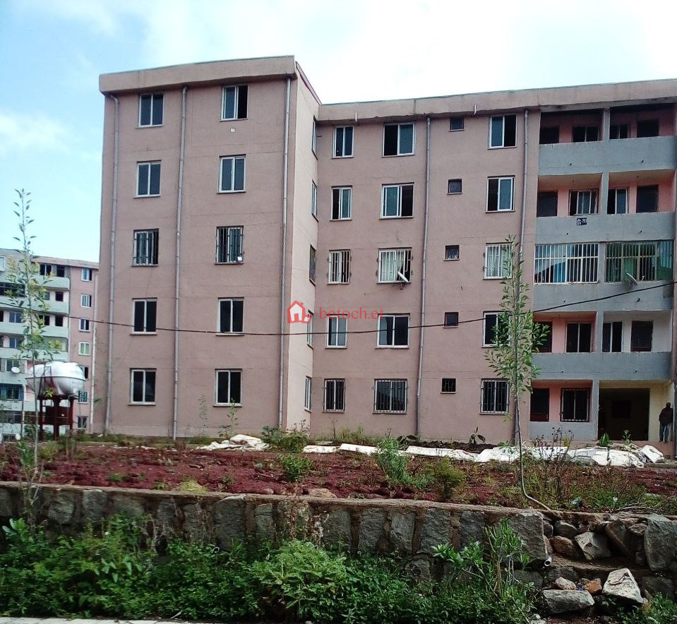 4.Koye Feche 20*80 Condos 105 m² ground floor