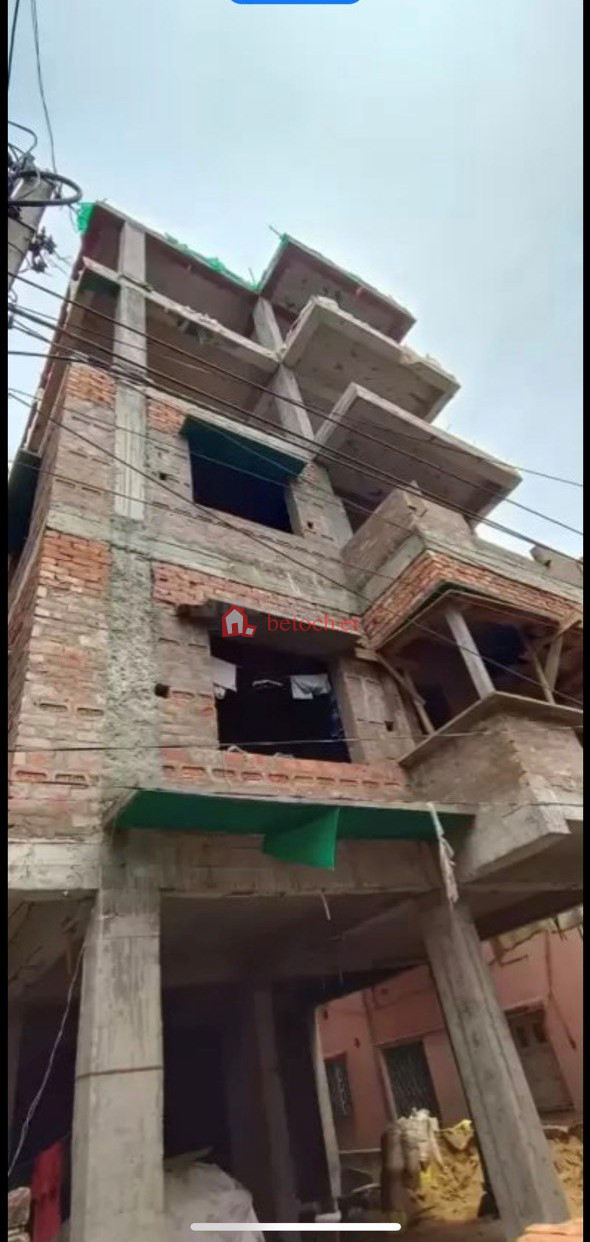 91.22 Mazoriya 750 m² L-shape house with G⁺⁴ Under Construction Building