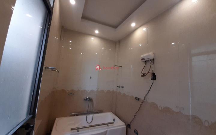 125.Ayet 1200 m² G⁺² Resident Building