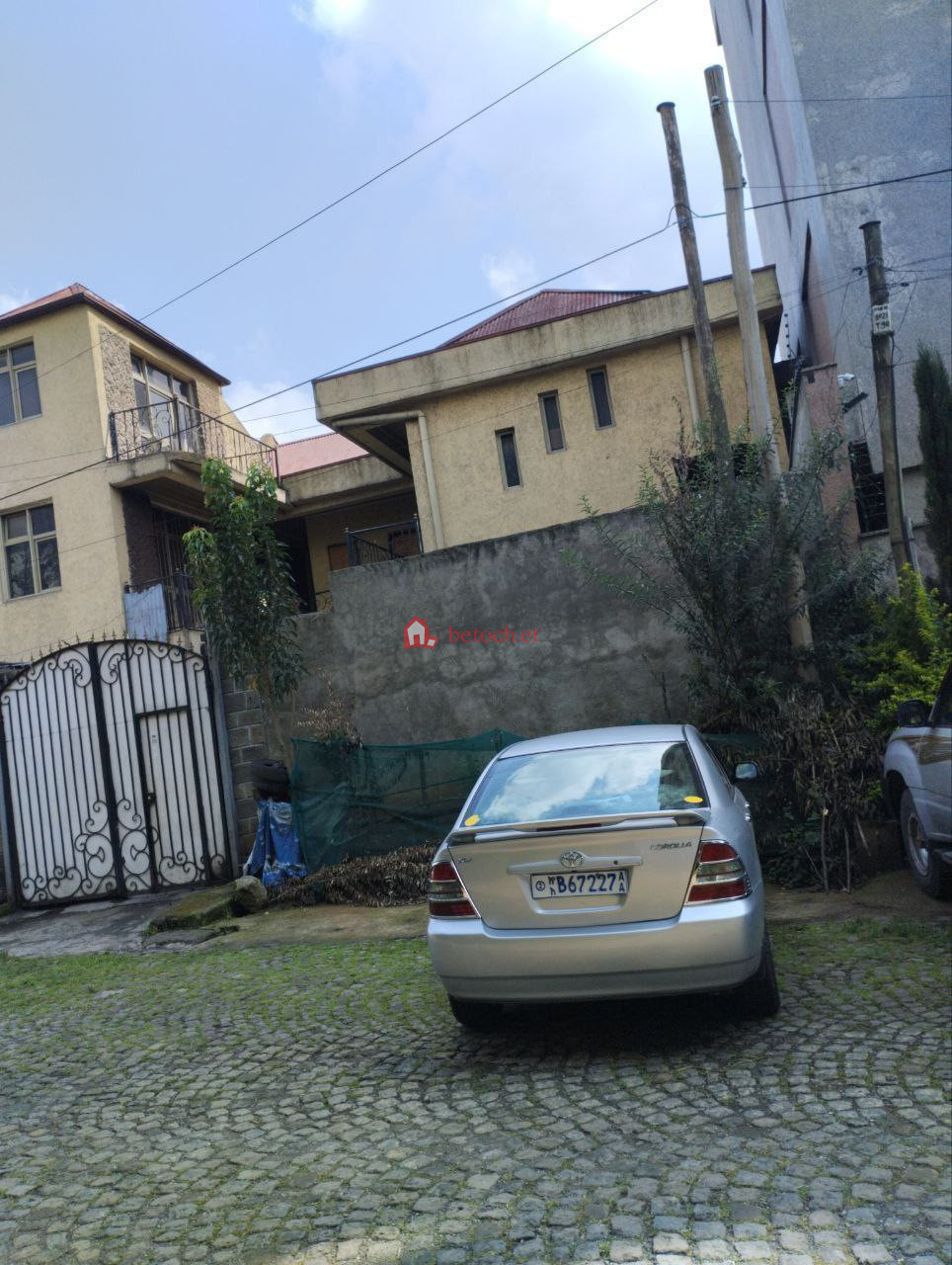 320.Sar bet 210 m² G⁺¹ Resident House