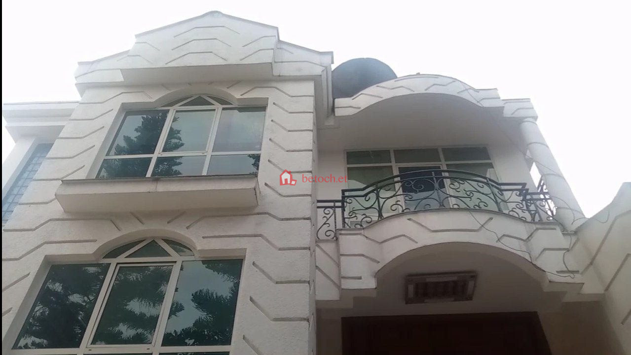 240.22 Mazoriya 650 m² G⁺² Resident Villa House Building