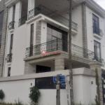 191.Properties for sale Ayat 225 m² G⁺² Resident Villa House Building