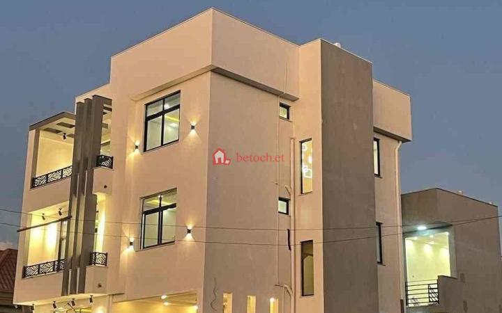 44.Ayat 235 m² G⁺² Villa Building (G⁺¹ service)