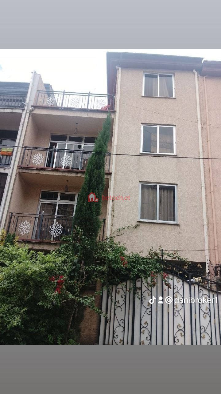 136.kality 72 m² G⁺³ Villa Building