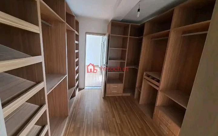 60.Ayat 500 m² G⁺¹ Villa House