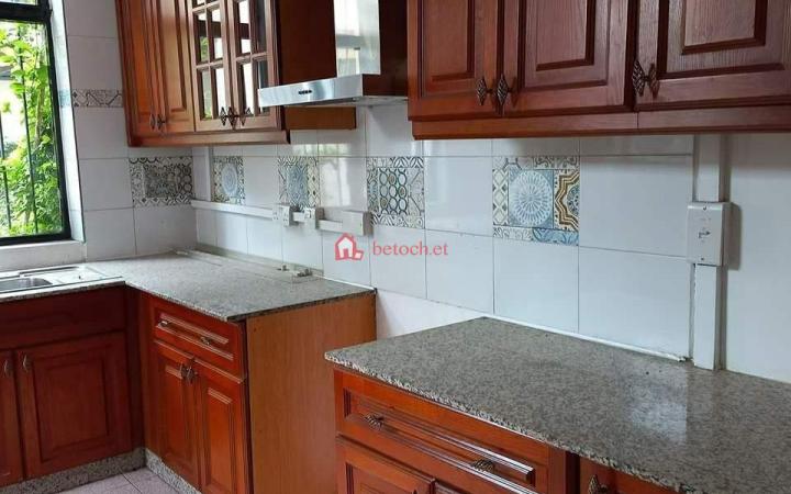 39.Ayat 400 m² G⁺¹ Villa House