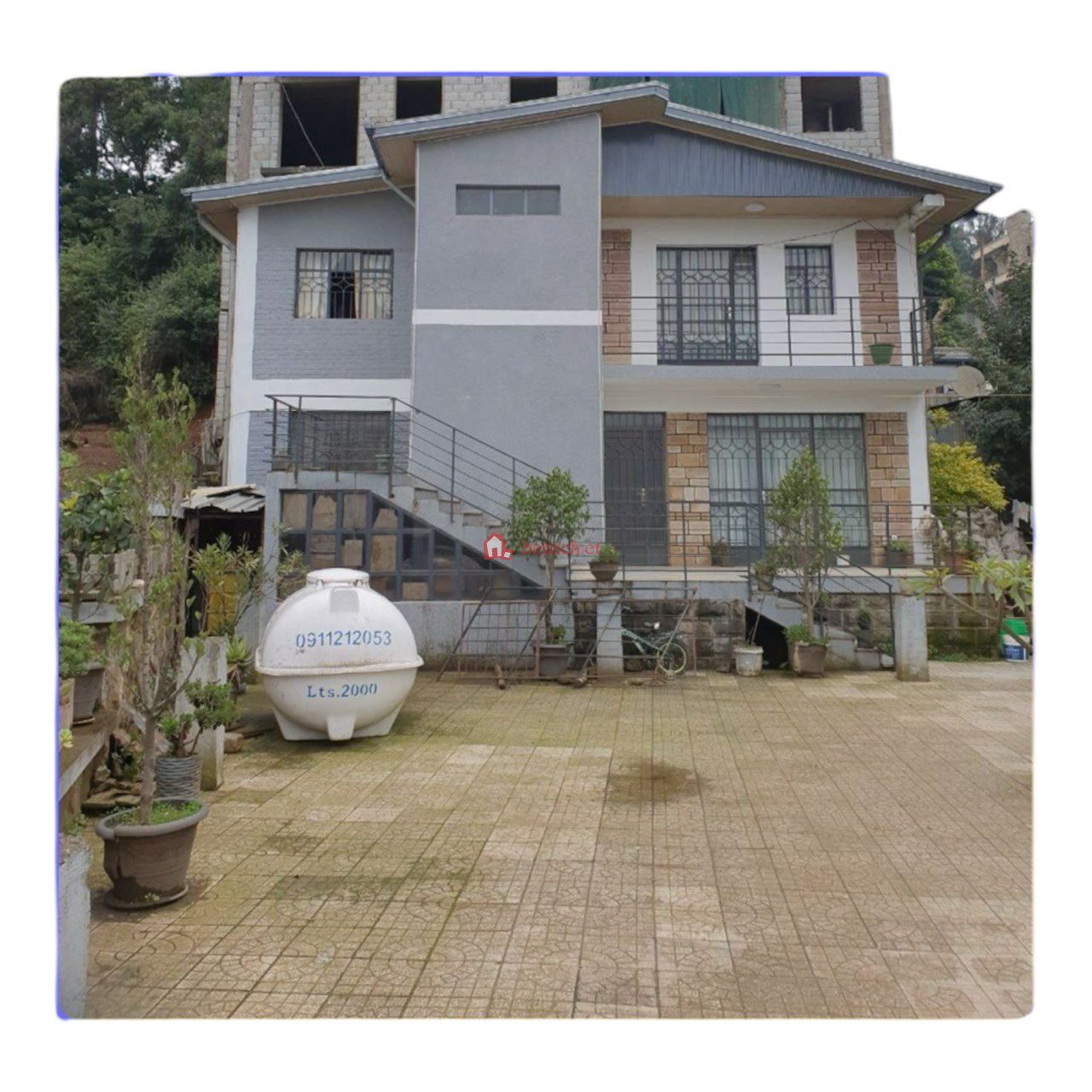 Megenagna 380 m² G⁺1 residence Villa House