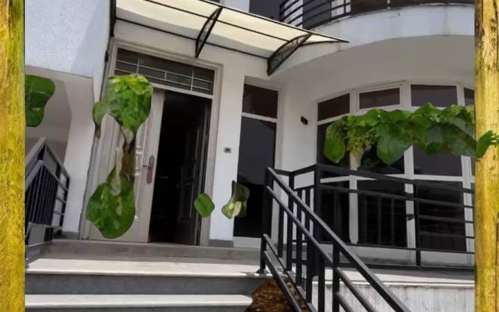 Luxurious G+2 House for Sale in Bole Beshale