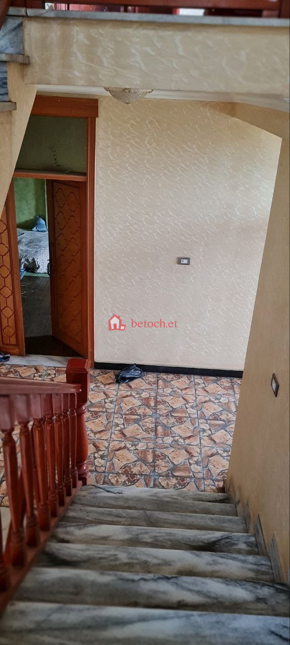 Lafto 250 m2 G⁺3 Residential Building