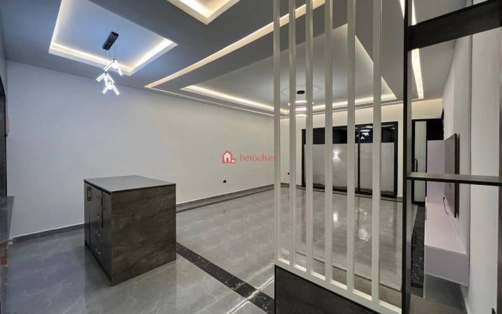 Gerje Jacros 280 m2 Residence Villa House