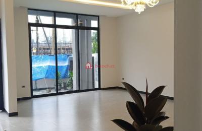 Geriji Jackros 300 m2 Grand Villa House