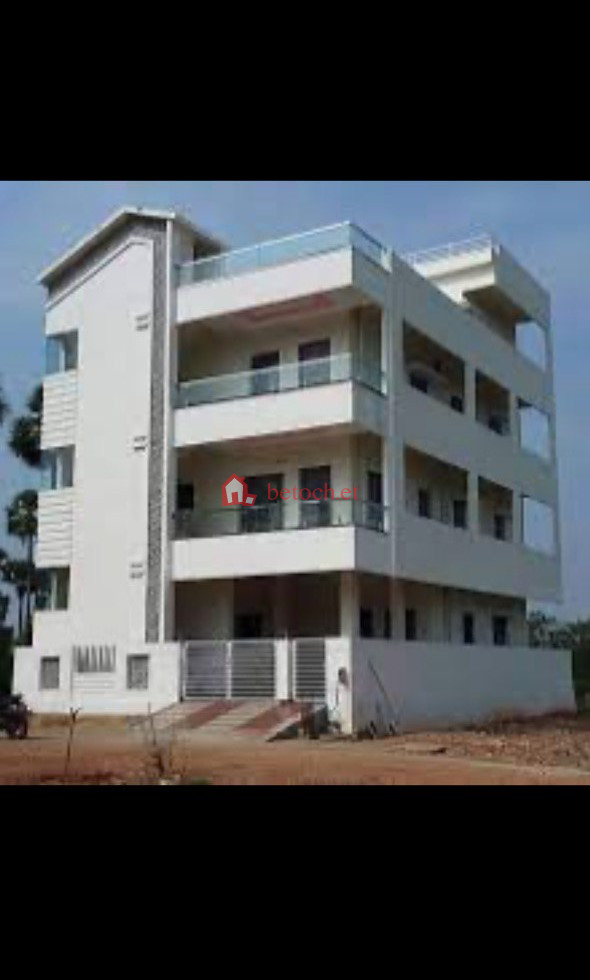 22.Summit badime 500 m⁺² G⁺³ House Building