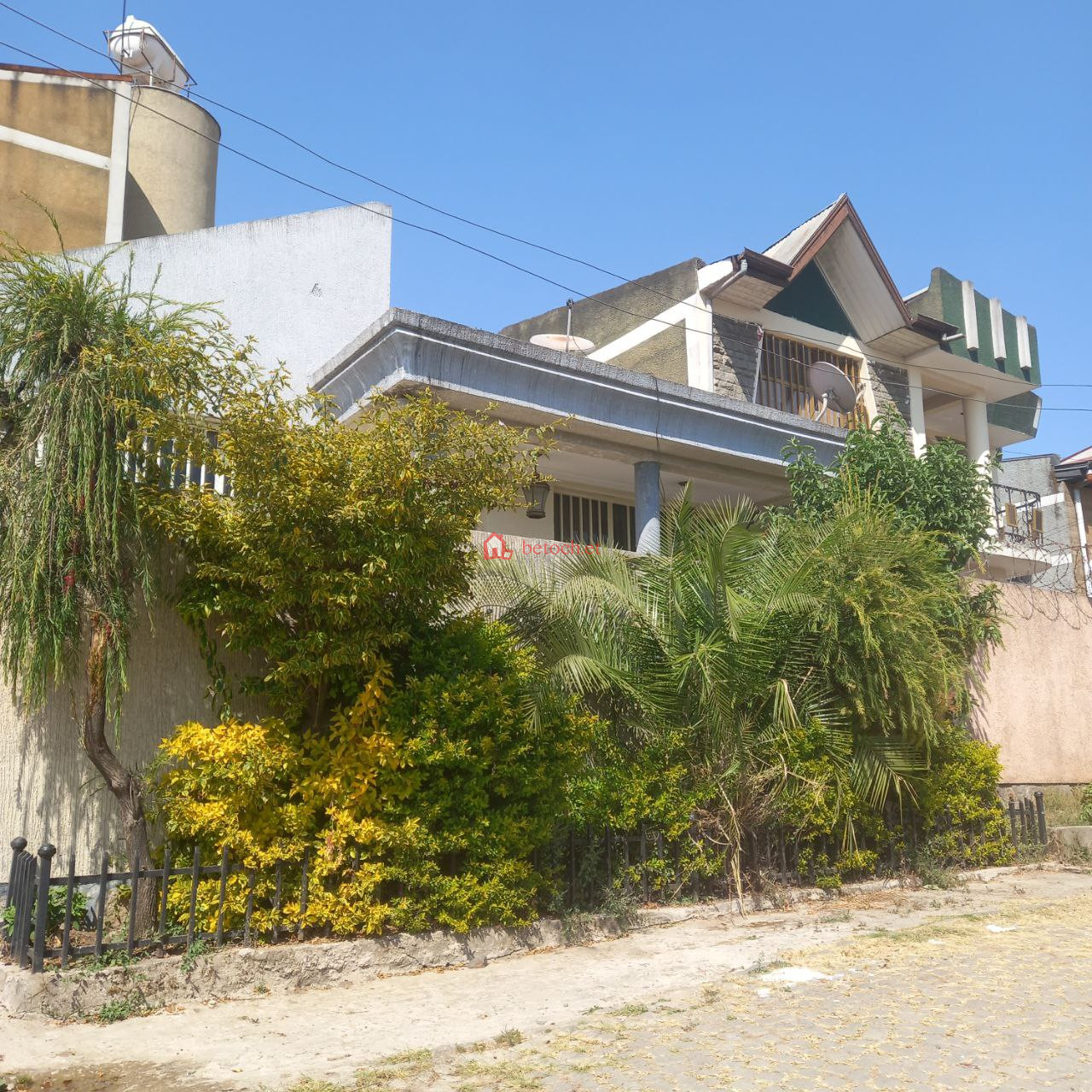 175.Lafto 180 m² G⁺1 Resident Villa House Building