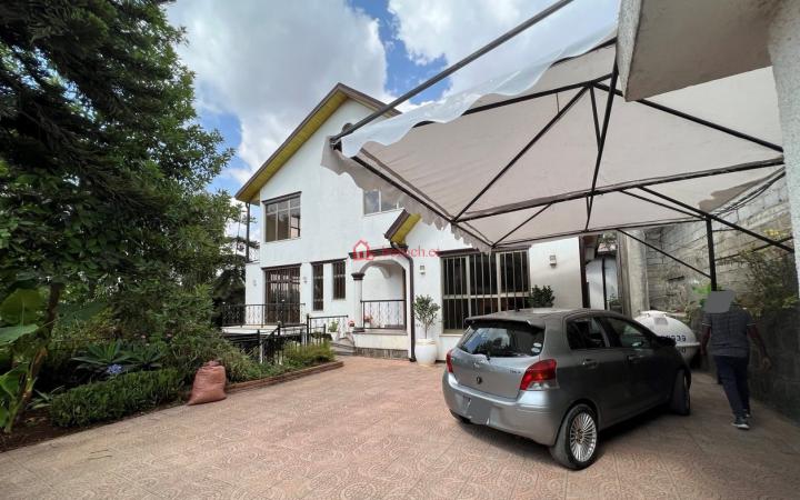 99.House for rent Embassy or foreigners 580 m2 G+2 Residence Villa building